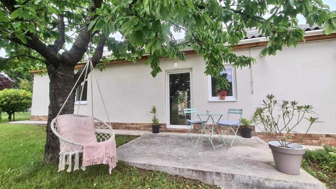 Ferienwohnung Eletvirag Rezidencia Es Vendeglak Egerszalók Exterior foto